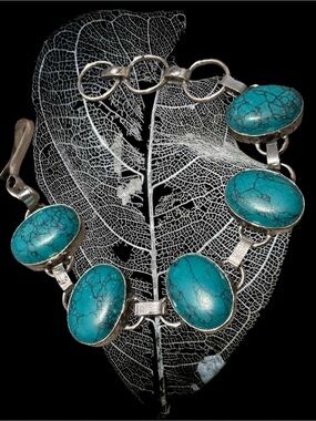 Navajo Style Turquoise and Silver Bracelet 7” length